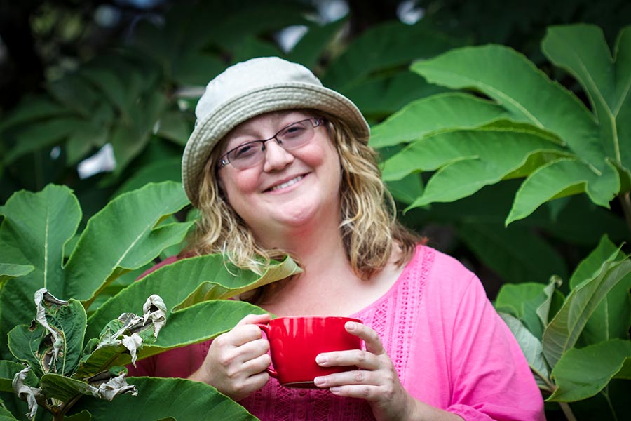 Gardening With Big Trees - Laura Heldreth