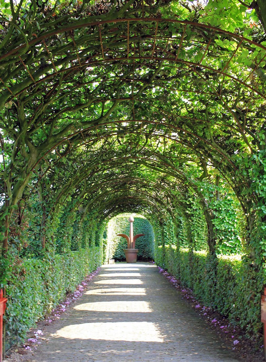 Muiderslot Gardens