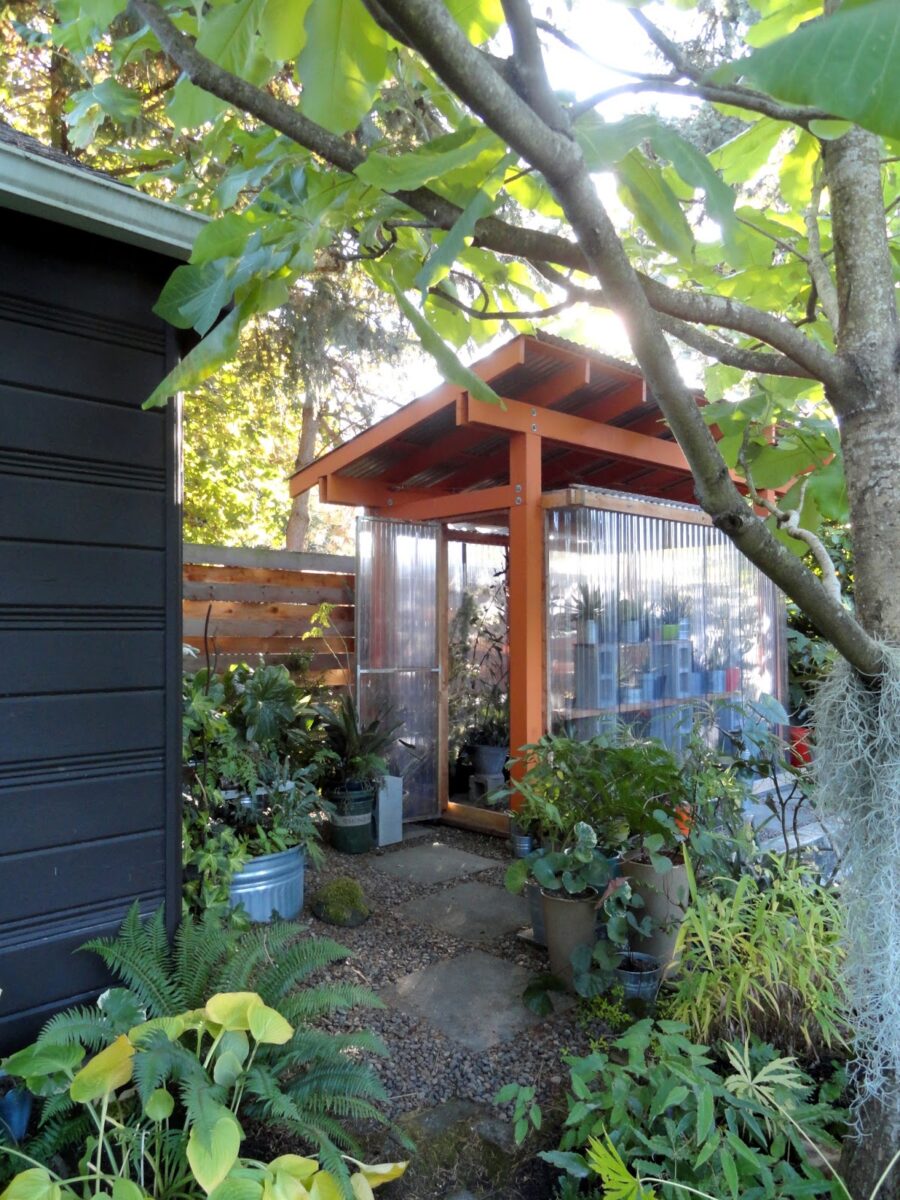 The Shade Pavilion Which Becomes a Greenhouse