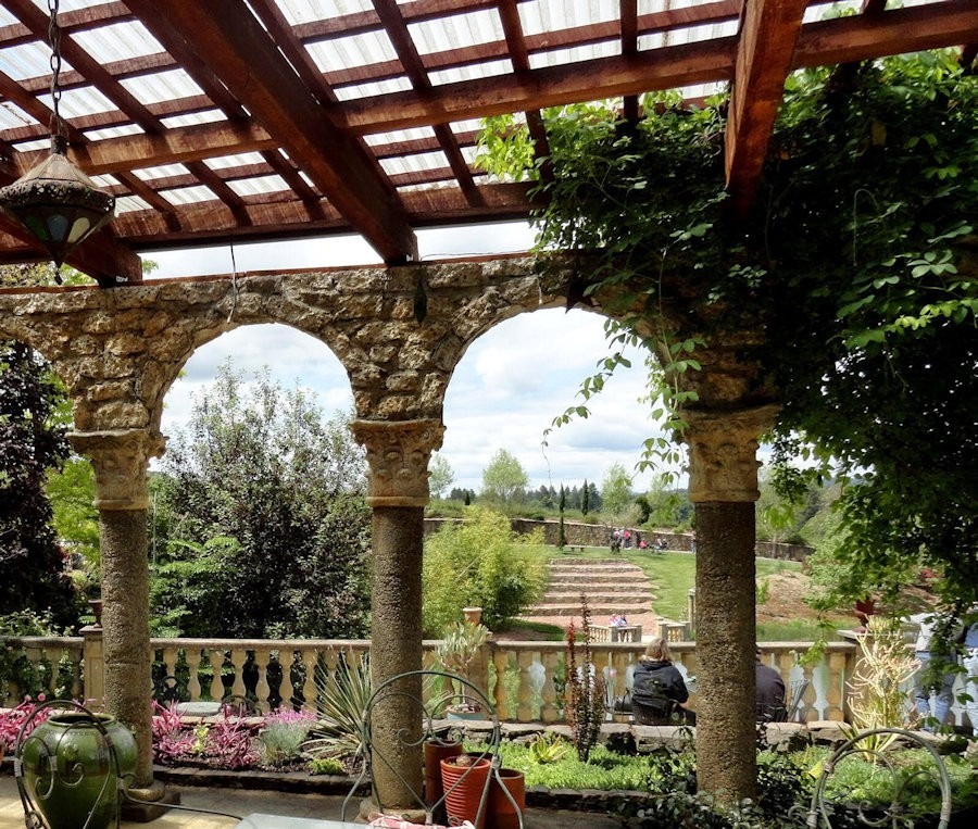 Burl Mostul Garden - Villa Catalana